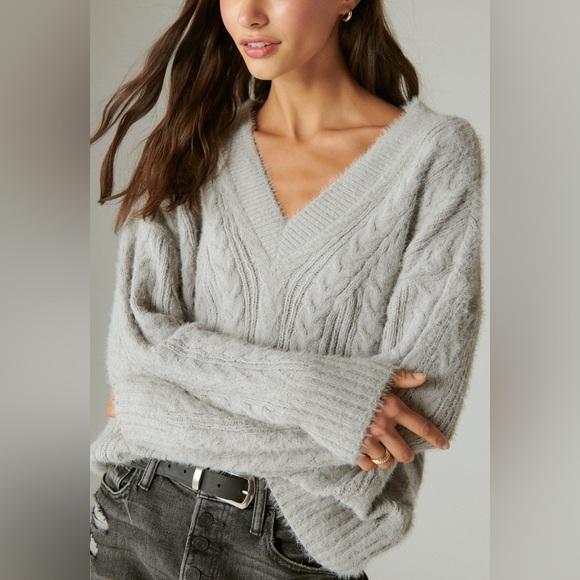 NWT Lucky Brand Cable Knit Eyelash Sweater - Picture 3 of 7